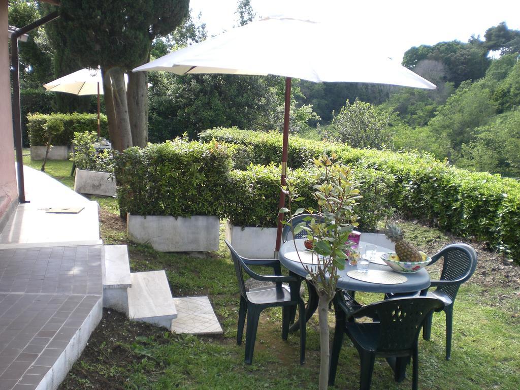 Villa Di Christian E Michelle روما الغرفة الصورة